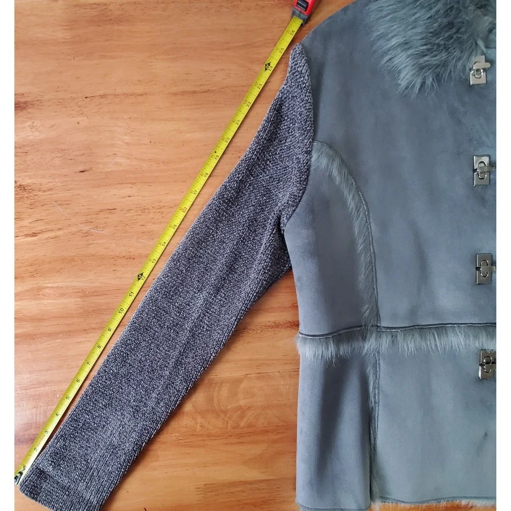Vintage Lisa Gray‎ Sweater Jacket Faux Fur Collar Silver Turn Lock Buttons Large